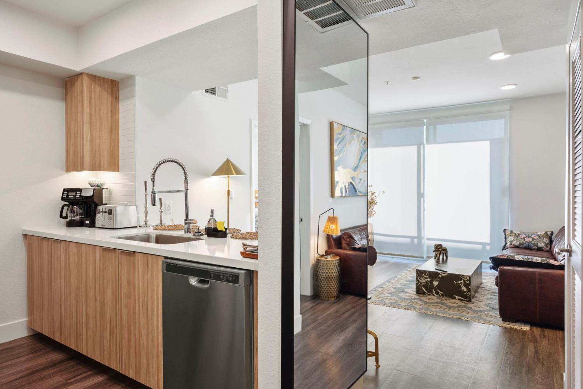 14 Santa Monica Gorgeous Apartment Лос-Анджелес Екстер'єр фото